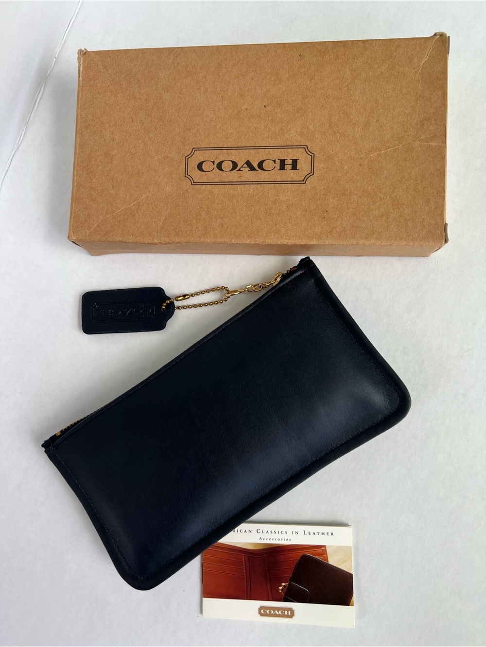 NEW W/BOX COACH VINTAGE PEACOCK BLUE LEATHER COSMETIC MAKE UP  COSMETIC CASE BAG